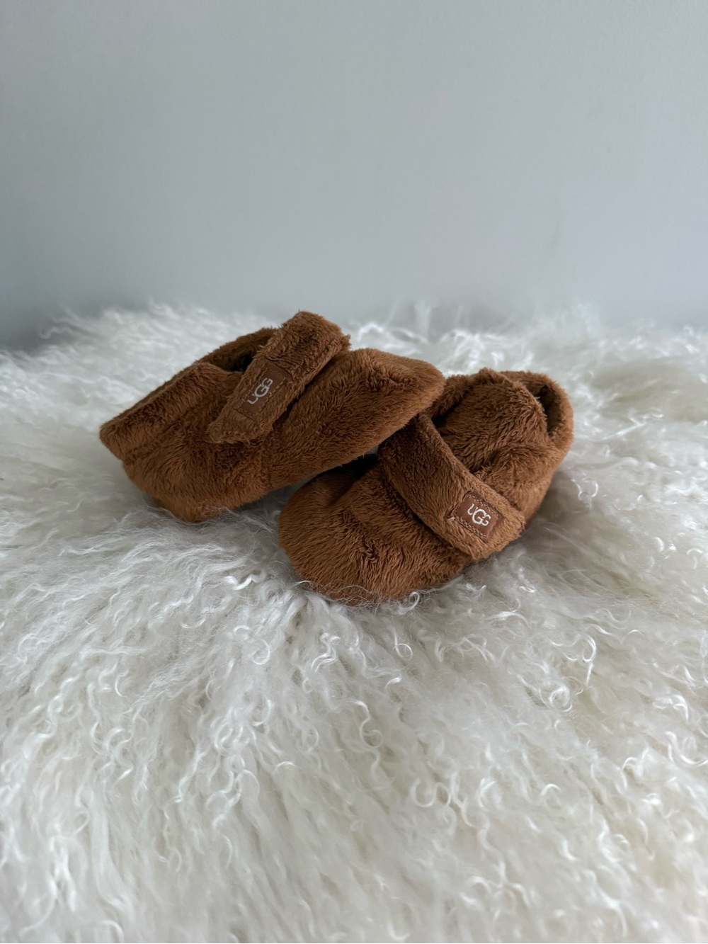 UGG Chestnut Plush Baby Slippers